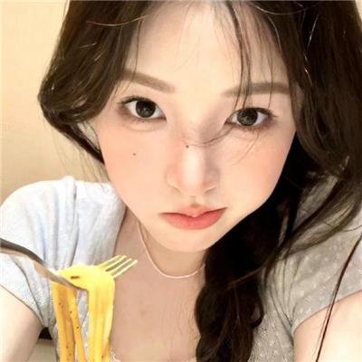 好莱坞诈骗女王